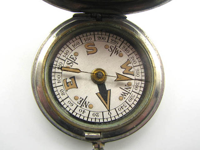 Dennison WW1 MK VI military pocket compass dated 1918